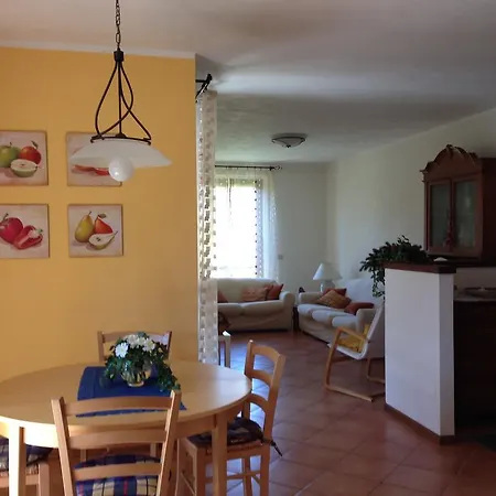 Casa Bryant Apartment Castiglione dʼIntelvi